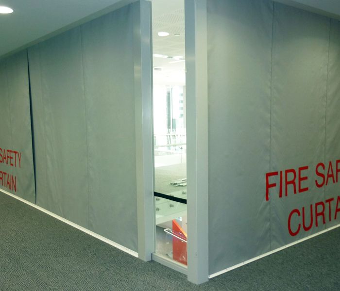 Colt Feuerschutzvorhang (FireCurtain FM 1) zur Eingrenzung von Brandabschnitten